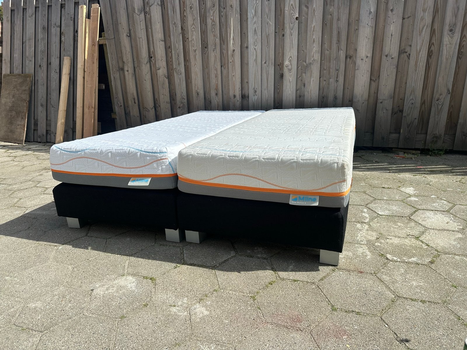 2x Mline Slowmotion 8 matrassen 90x220 - Zo goed als nieuw, 90 cm, Eenpersoons, Ophalen of Verzenden, Zo goed als nieuw
