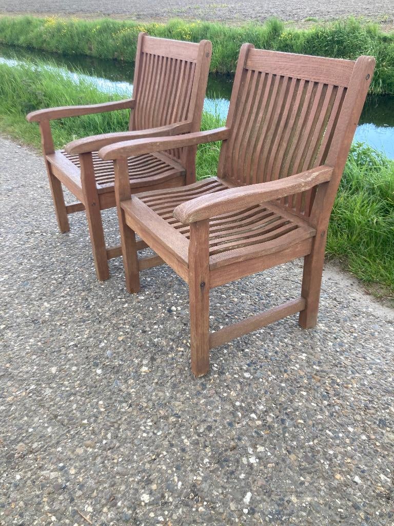 2 comfortabele teakhouten tuinstoelen, zware kwaliteit teak, Ophalen, Zo goed als nieuw, Teakhout