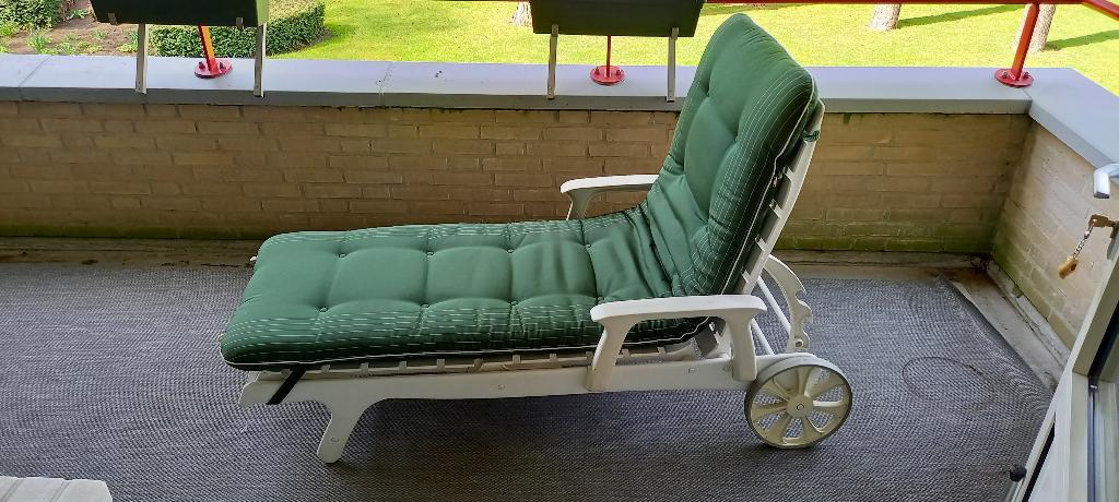 Kettler Tiffany tuinligstoel met matras., Ophalen, Gebruikt, Kunststof, Verstelbaar