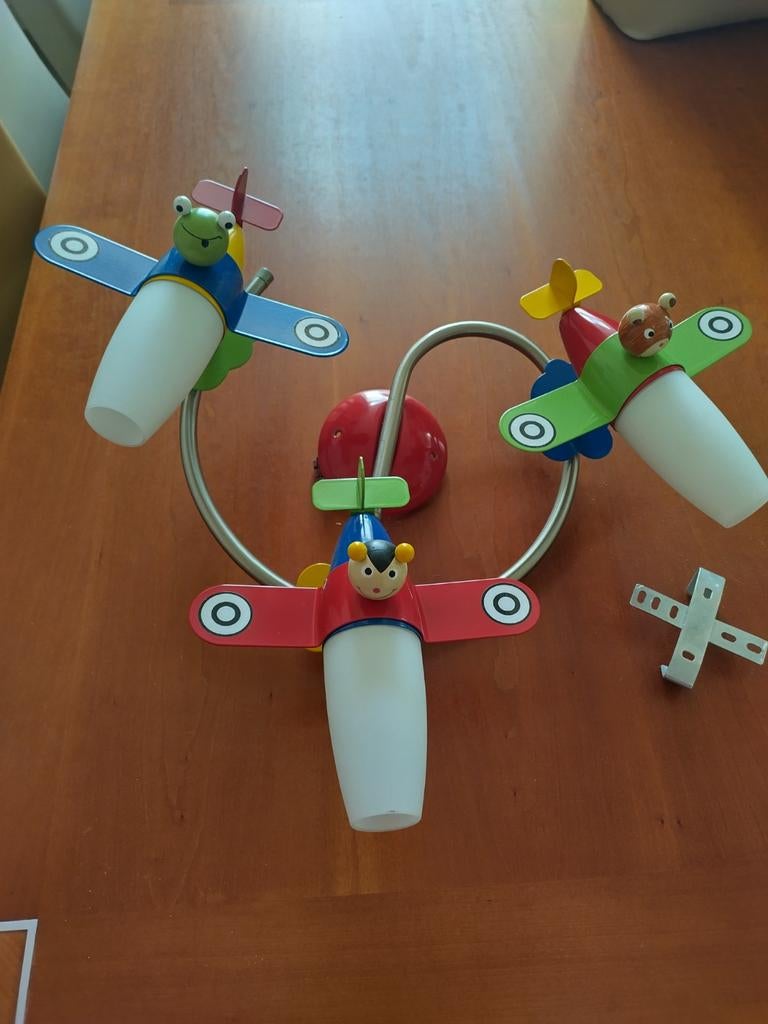 EGLO kinder plafondlamp vliegtuig - 3 spots - kleurrijk, Ophalen of Verzenden, Zo goed als nieuw, Metaal