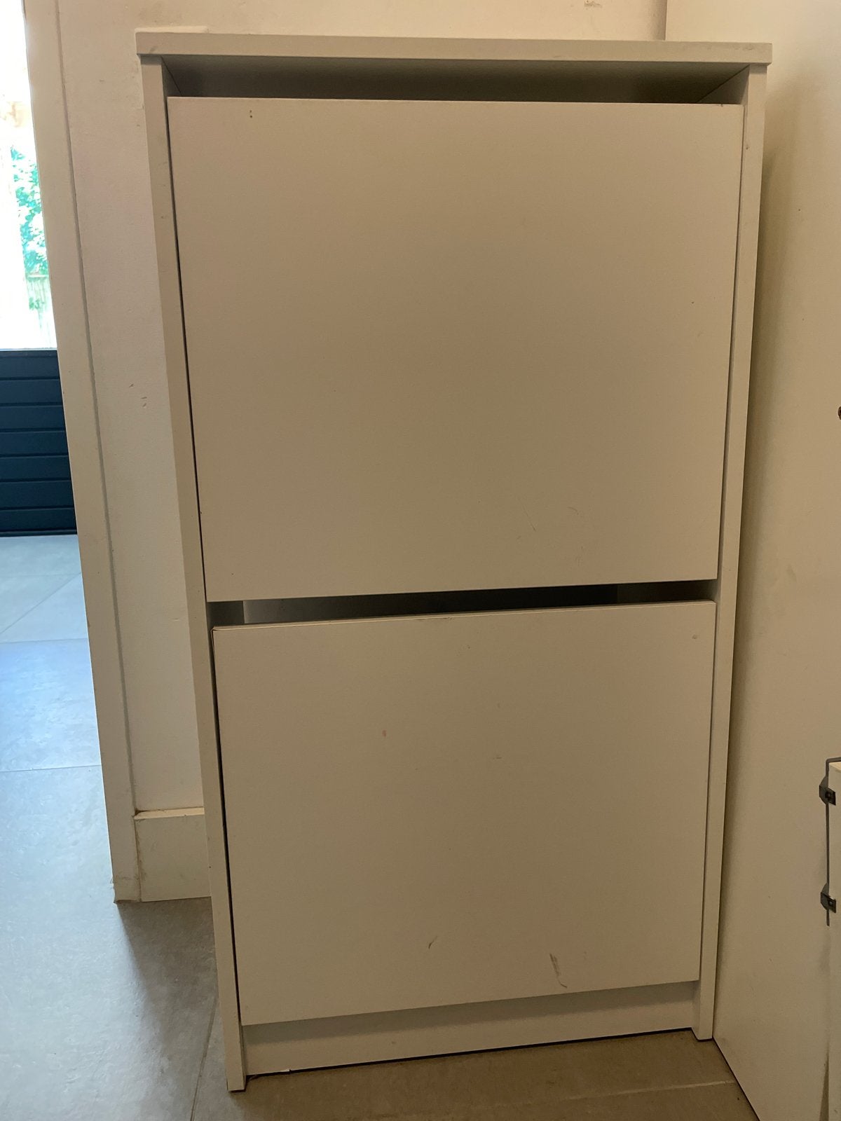 Witte Schoenenkast met 2 vakken, Ophalen of Verzenden, Gebruikt