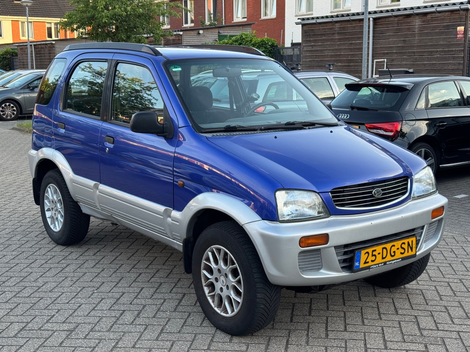 Daihatsu Terios 1.3 AUT Airco Trekhaak Elek.ramen Vol histor, Auto's, Daihatsu, 83 pk, 40 €/maand, 4 cilinders, Vierwielaandrijving