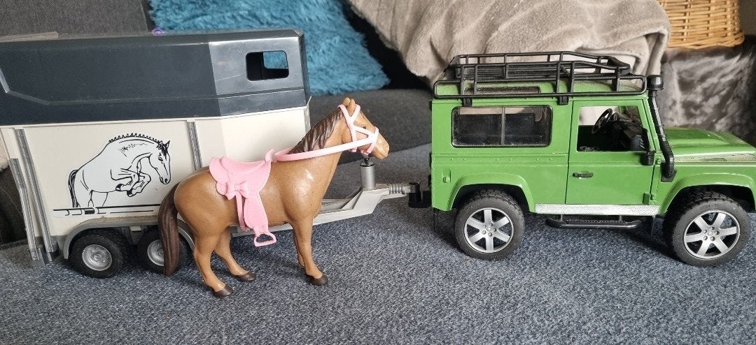 Land Rover Defender met paardentrailer en paard, Ophalen of Verzenden, Zo goed als nieuw