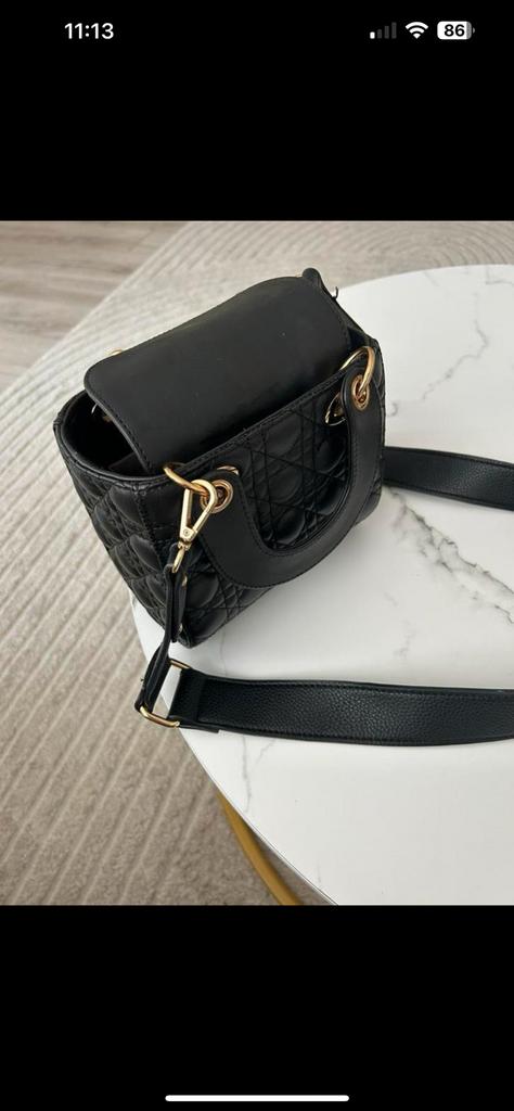 Mooi bijna nieuw damestas van lady Dior, Sieraden, Tassen en Uiterlijk, Tassen | Damestassen, Ophalen of Verzenden, Zo goed als nieuw