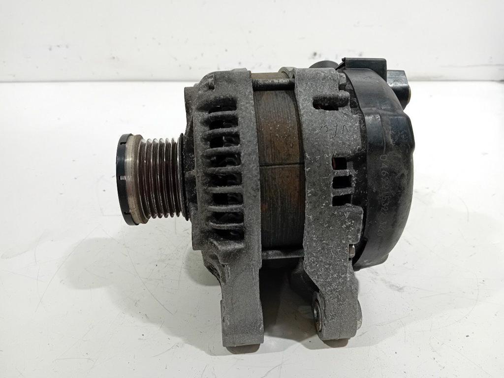 Dynamo Ford Fiesta, Auto-onderdelen, Onderdelen@venauto.nl, Van der Ven Autorecycling B.V., Gebruikt, Ettenseweg 76, 4706 PB Roosendaal, The Netherlands