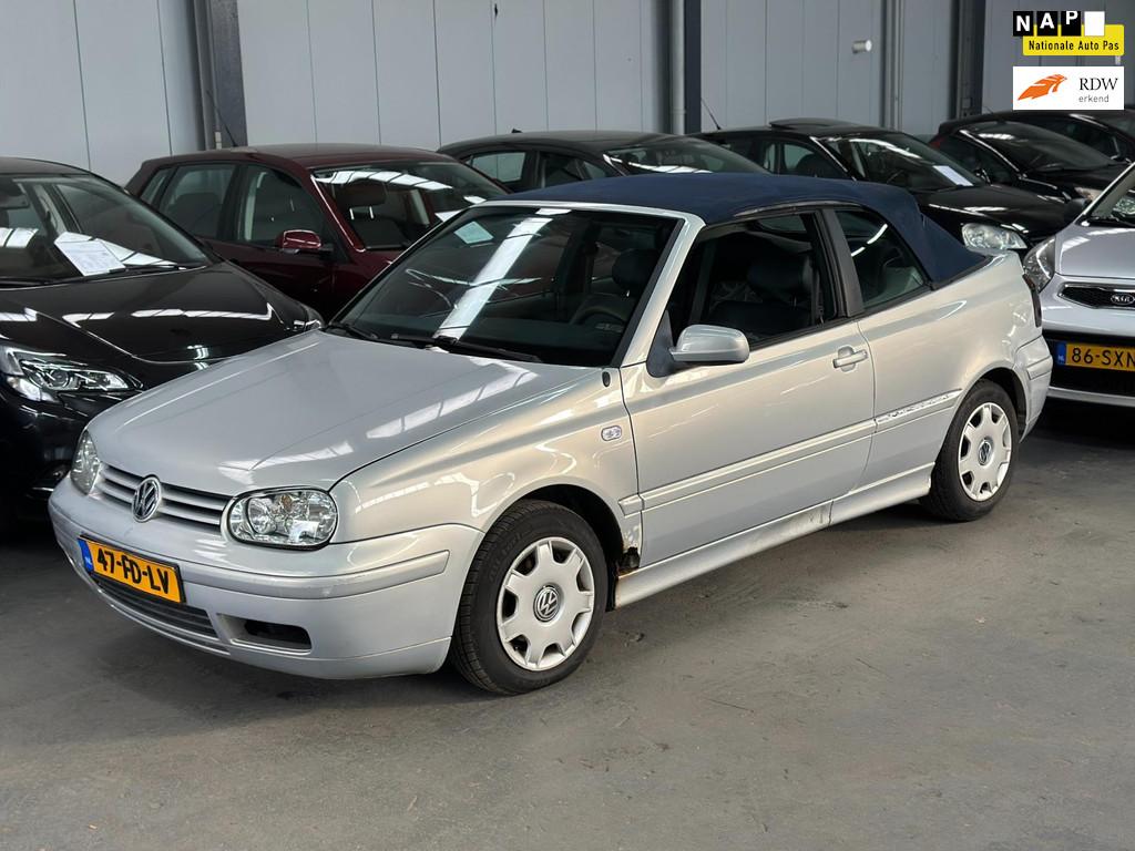 Volkswagen Golf Cabriolet 1.8 Highline Cabrio Automaat Nieuw, Auto's, Zwart, 4 cilinders, 4 stoelen, Leder en Stof