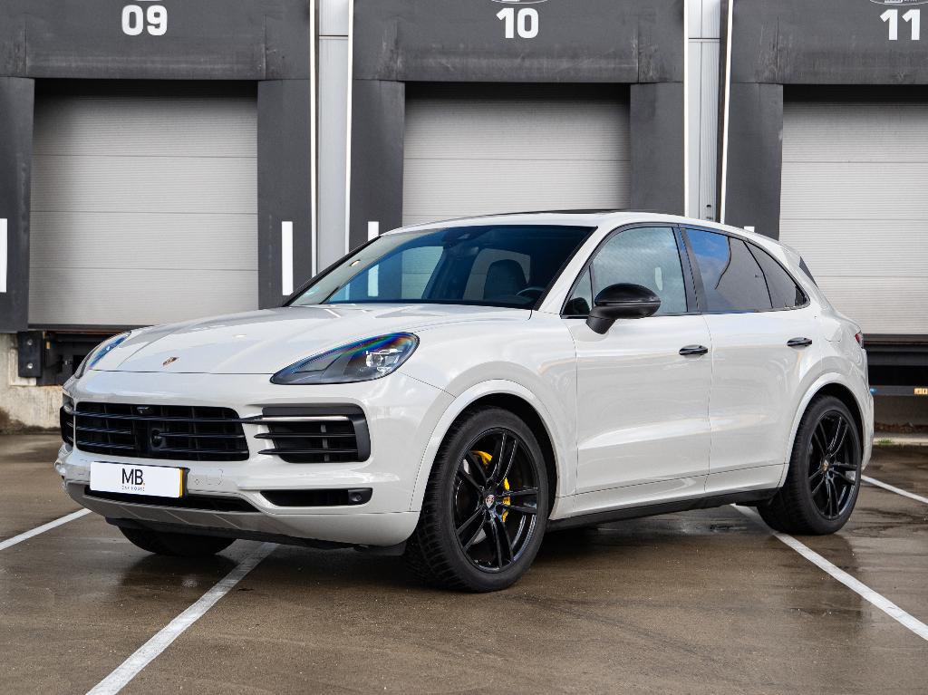 Porsche Cayenne 3.0 V6 E-hybrid | Nieuwe accu, Auto's, Automaat, Cayenne, Lederen bekleding, 2270 kg