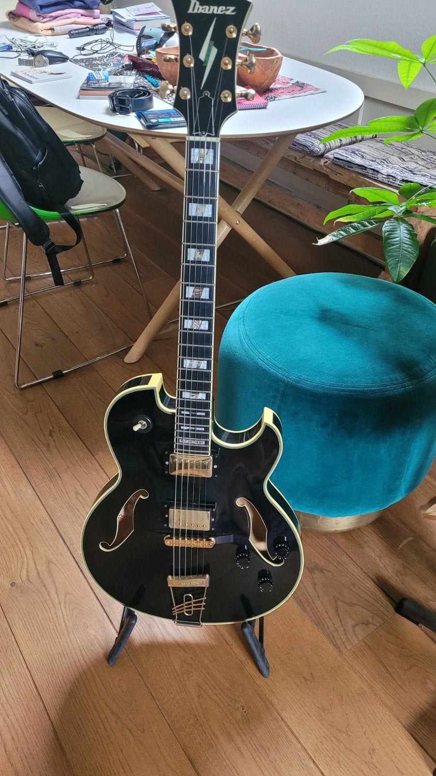 ibanez pm 120 pat metheny japan, sire headless + reisgitaar, Ophalen of Verzenden, Zo goed als nieuw, Semi-solid body, Ibanez