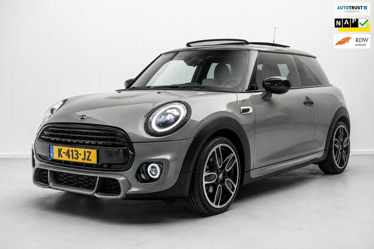 Mini Mini 1.5 Cooper FULL OPTION NL-auto [ JCW-Pakket Panora, Auto's, Mini, 136 pk, Gebruikt, 4 stoelen, Alcantara