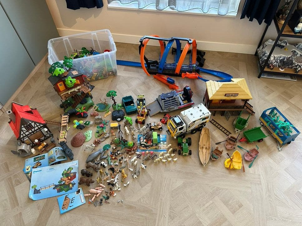 Heel doos vol PLAYMOBIL a 400 euro - WEG ERMEE NU OF NOOIT, Ophalen, Gebruikt