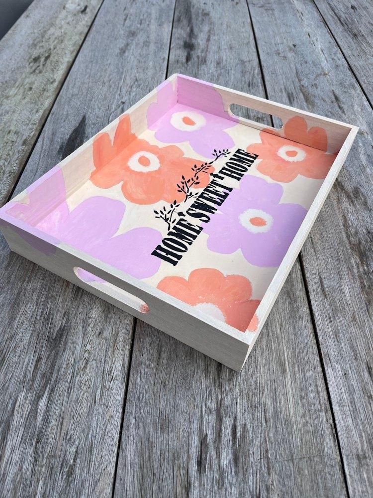 Dienblad kunst handgeschilderd home sweet home roze oranje, Info@kinderworkshops-petra-dongen.nl, P Gillisstraat, Nieuw, Kinderworkshops Petra