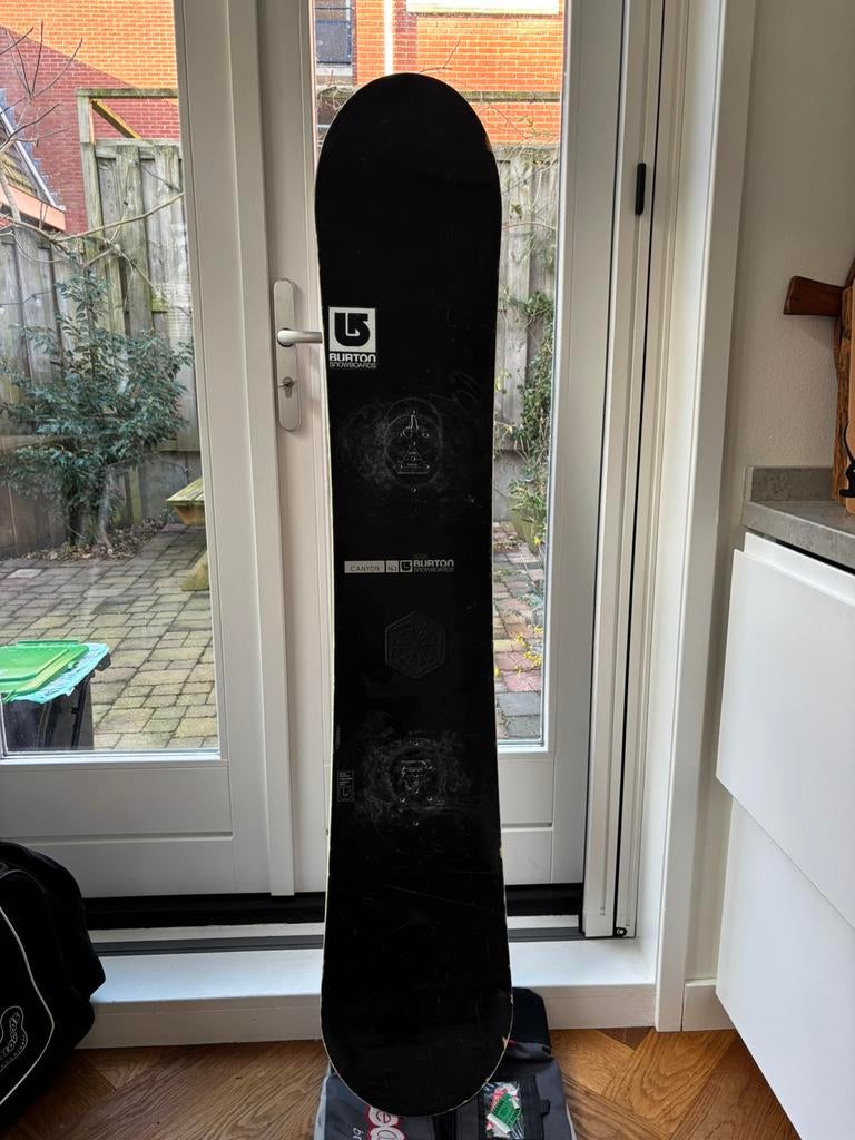 Burton Canyon snowboard 162, Sport en Fitness, Snowboarden, Ophalen, Gebruikt, Board
