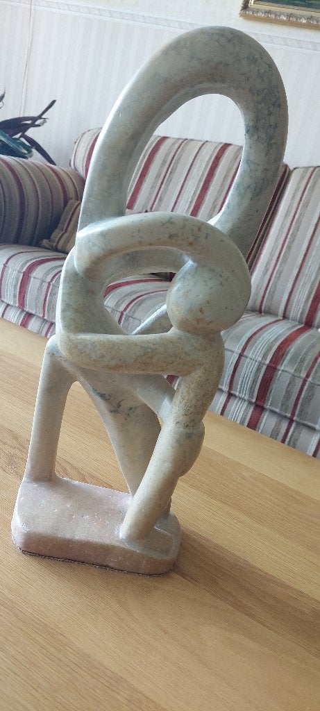 Abstract beeld van zeepsteen, Antiek en Kunst, Ophalen, Handgemaakt, 20 - 50 cm, Steen of Keramiek