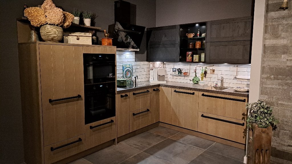 Keuken (showroommodel), Huis en Inrichting, Ophalen, Hoekkeuken, Nieuw, Overige kleuren