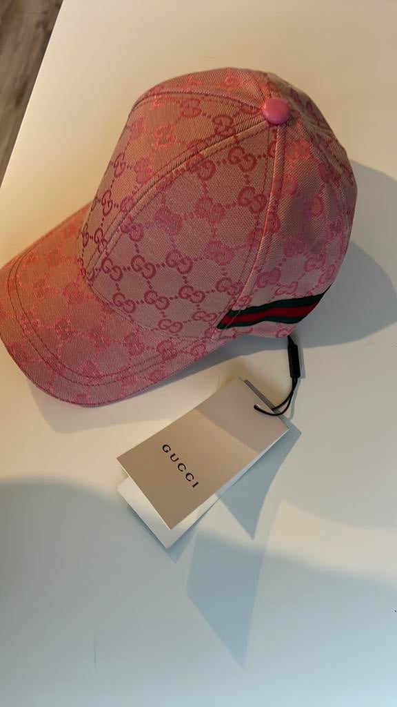 GUCCI PET LAATSTE ROZE PET‼️, Kleding | Dames, Hoeden en Petten, Ophalen of Verzenden, Zo goed als nieuw, One size fits all, Pet