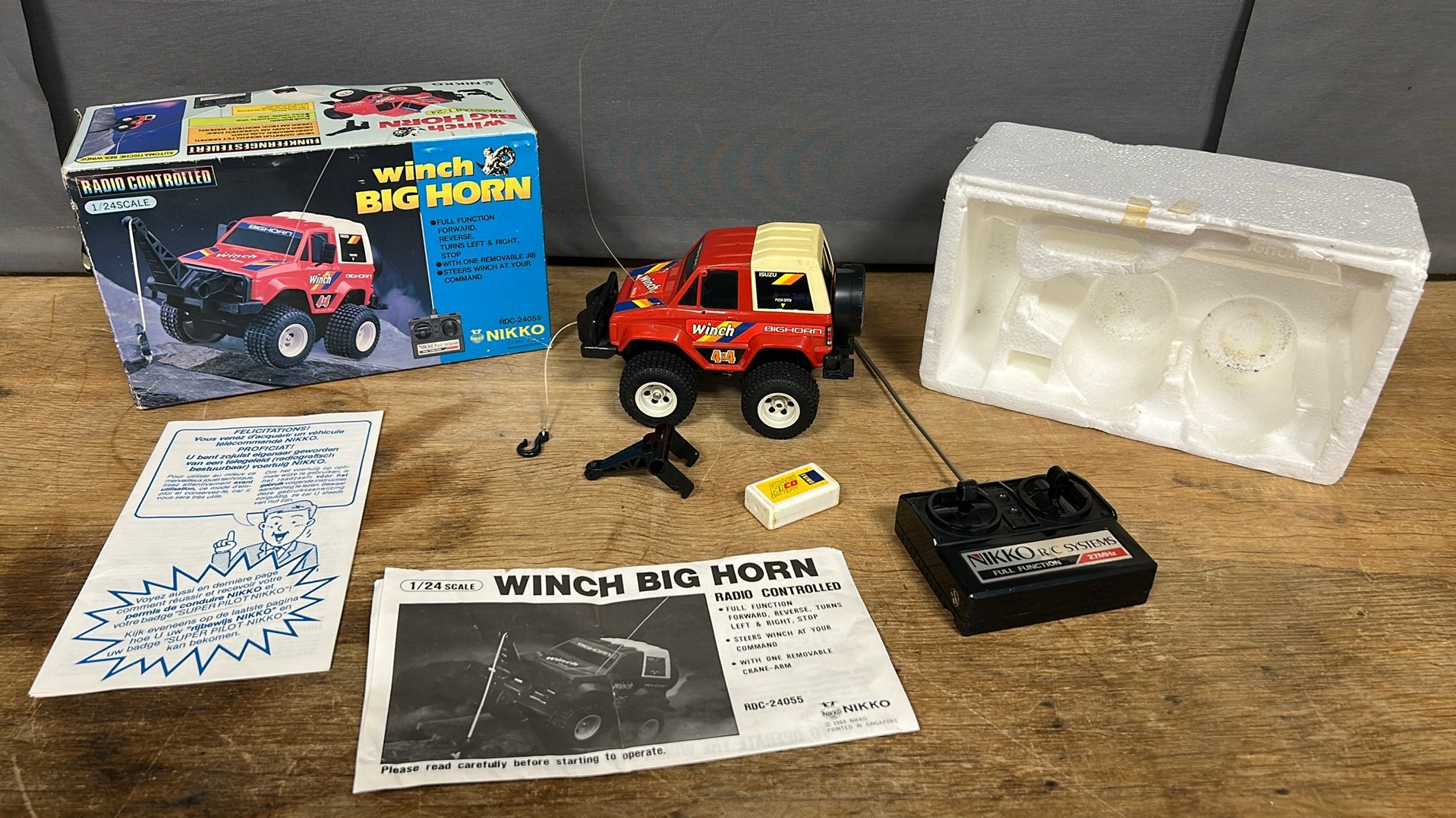 Nikko Winch Big Horn 1:24. Radiografisch bestuurbare auto., Ophalen of Verzenden, Gebruikt, Schaal 1:24, Auto offroad
