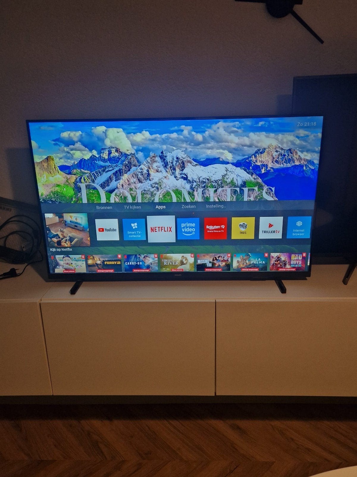 PHILIPS SMART TV 43 INCH 4K UHD WIFI APPS HDR, Audio, Tv en Foto, Televisies, Philips, 50 Hz, Ophalen of Verzenden, Zo goed als nieuw
