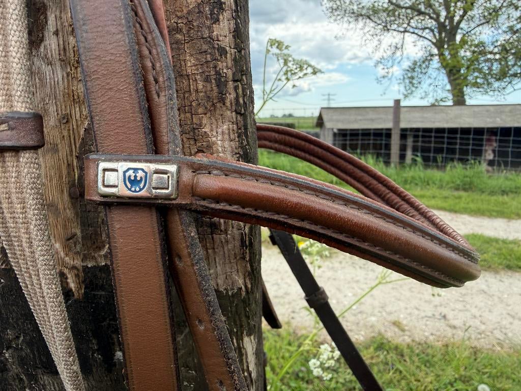 Super mooi Stubben trenshoofdstel bruin maat Full, Dieren en Toebehoren, Ophalen of Verzenden, Zo goed als nieuw, Dressuur