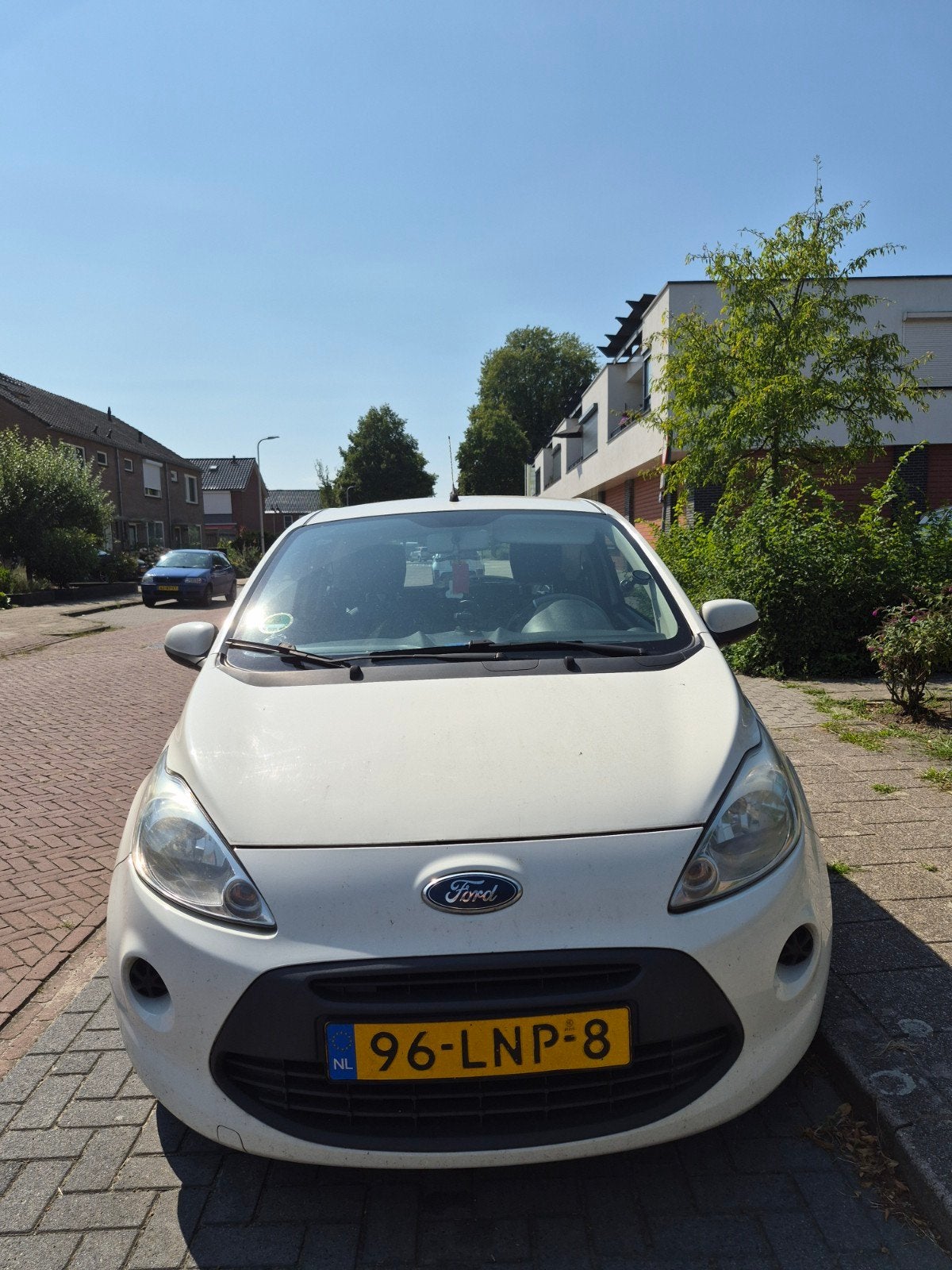 Ford Ka 1.2 51KW 2010 Wit, Voorwielaandrijving, 1242 cc, 4 cilinders, 4 stoelen