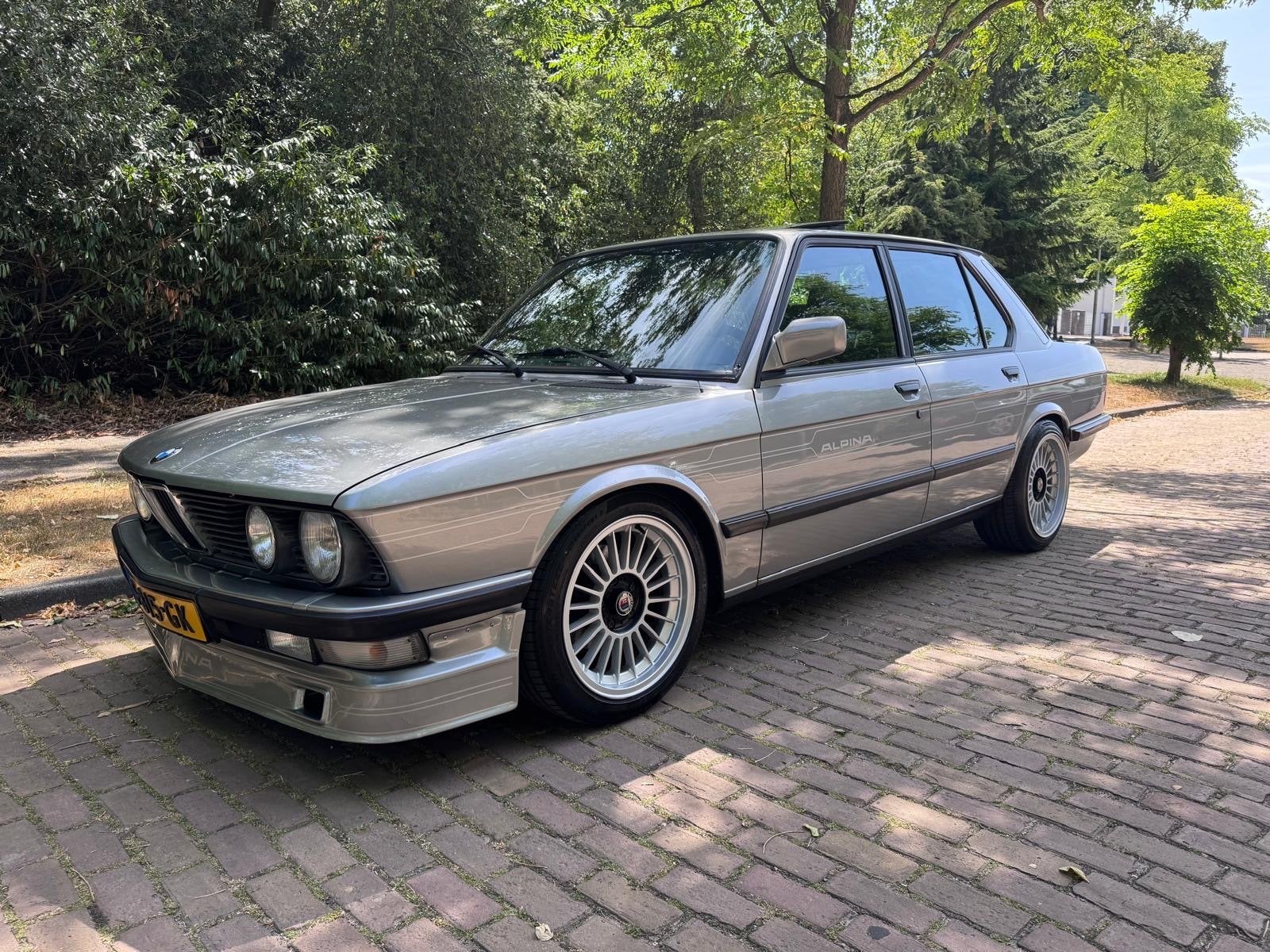 BMW 520i Alpina uitgevoerd, 1987, schuifdak, alcantara, 1976 cc, 129 pk, Particulier, Sedan