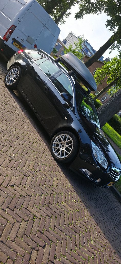 Opel Insignia 1.4 Turbo 103KW Sports Tourer 2012 Zwart