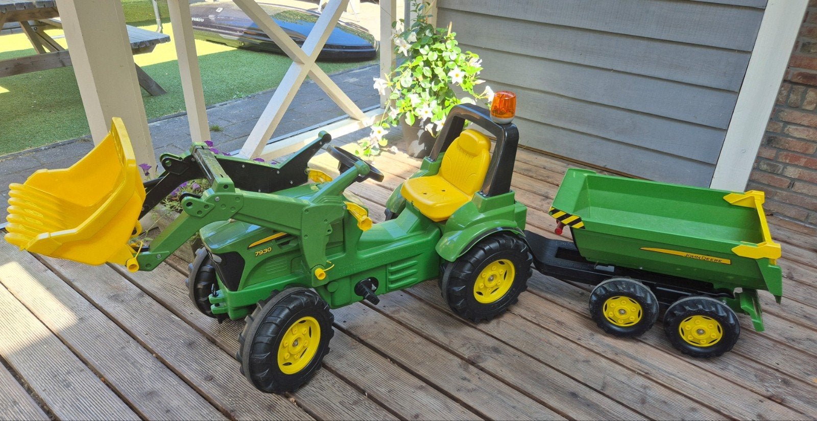John Deere traptractor met voorlader en aanhanger, Ophalen, Zo goed als nieuw, Trapvoertuig