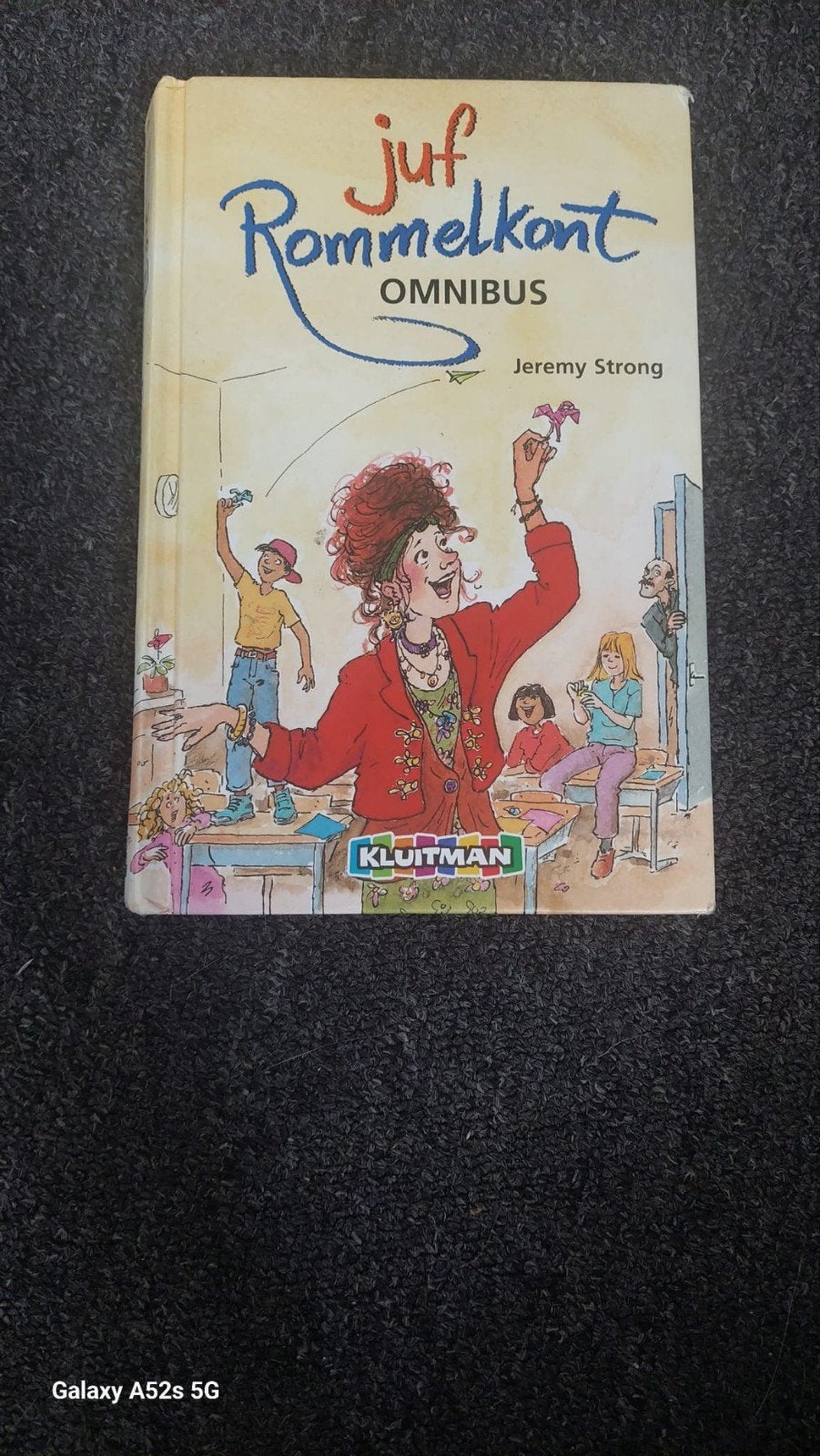 Juf Rommelkont Omnibus - Jeremy Strong (Kinderboek), Boeken, Ophalen of Verzenden, Gelezen, Jeremy Strong, Fictie
