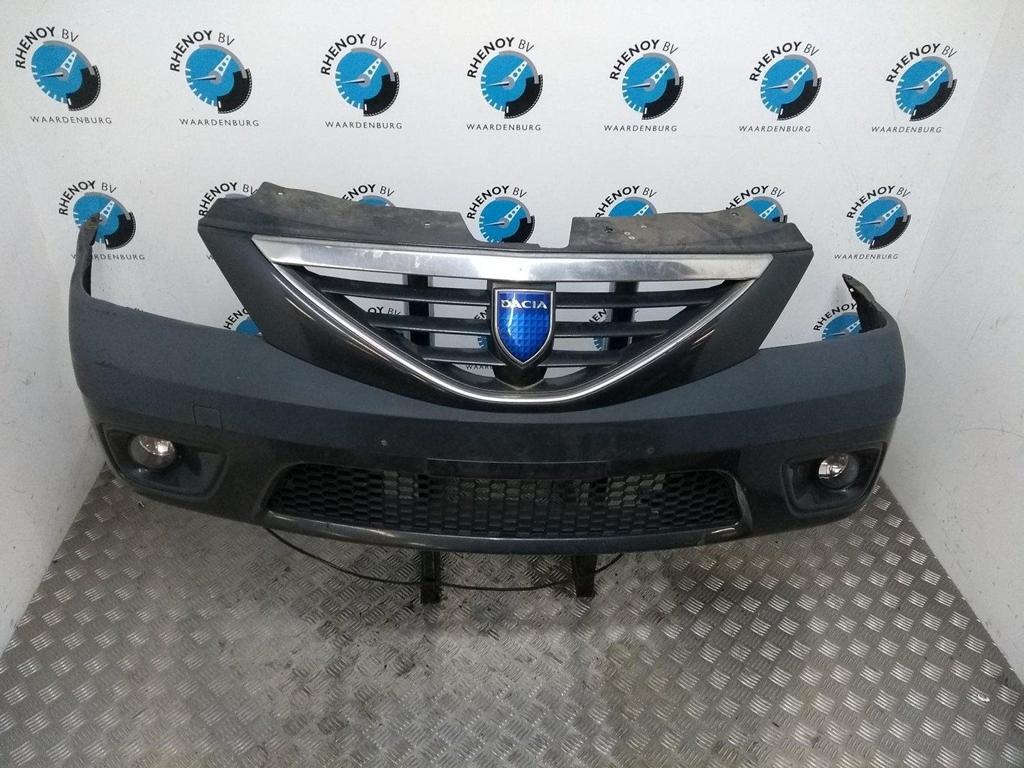 DACIA LOGAN LOGAN MCV  VOORBUMPER 2007, Gebruikt, Voor, Ophalen of Verzenden, Stiba lid
