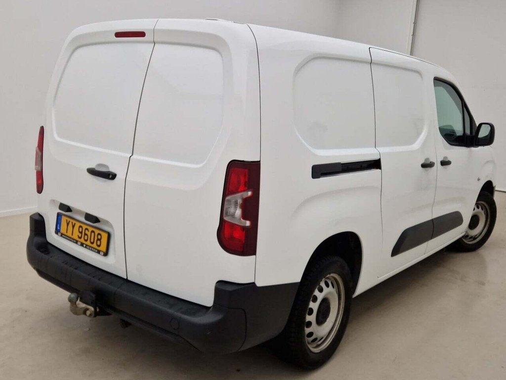 Opel Combo Cargo 1.5 Turbo Edition L2 Heavy 2022 Airco/NAV/P, Auto's, Bestelauto's, Gebruikt, 4 cilinders, Wit, 102 pk