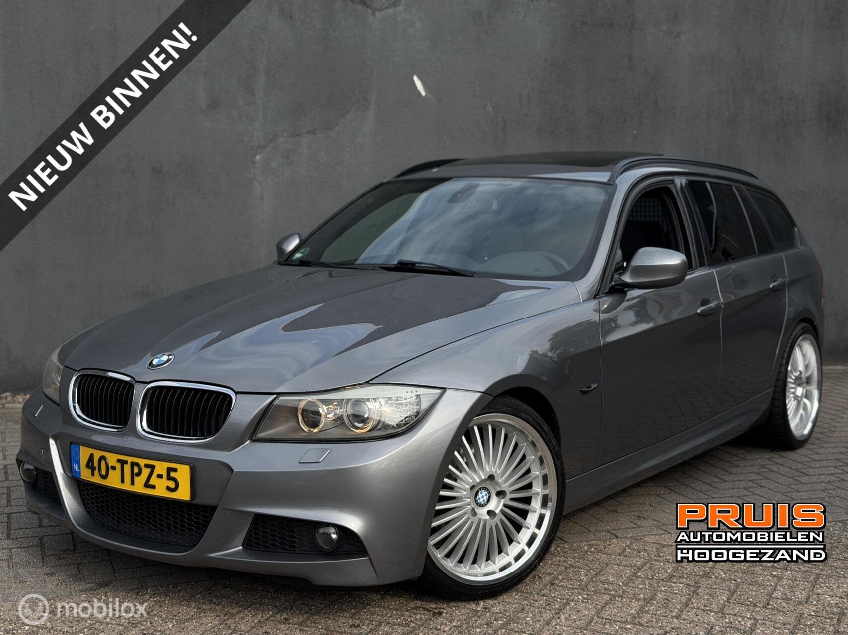 BMW 3-serie Touring 318i LCI M Sport -NAVI-PANO- *INRUIL MOG, Auto's, Euro 5, 4 cilinders, Origineel Nederlands, Handgeschakeld