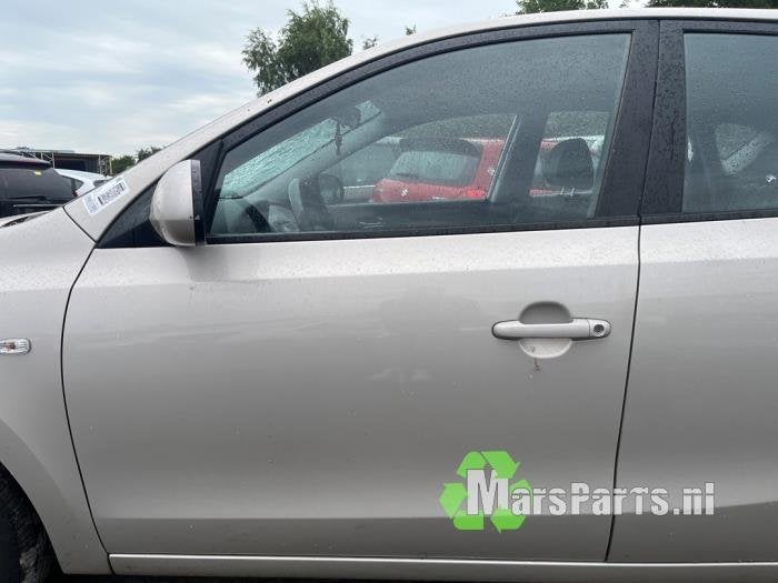 Portier 4Deurs links-voor van een Hyundai I30, Gebruikt, -, Deur, -