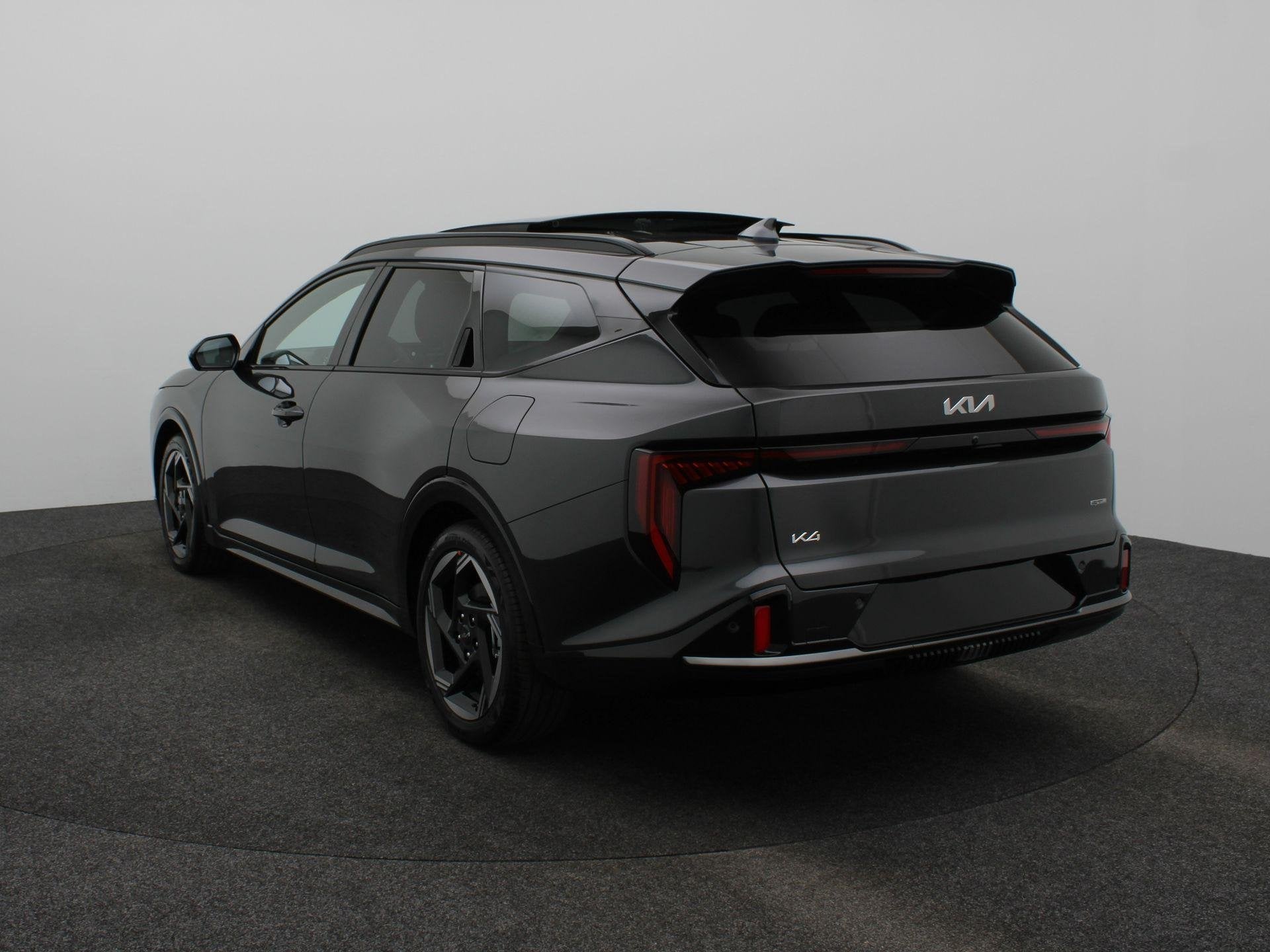 Kia K4 1.0 T-GDi MHEV GT-Line Launch Edition (pano) | Clima, Auto's, Kia, Dealer onderhouden, Origineel Nederlands, Nieuw, 3 cilinders