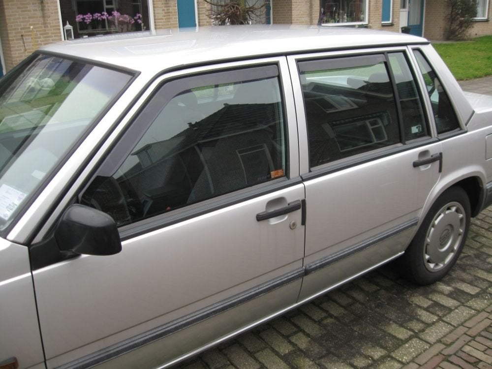 Volvo zijwindschermen donker getint pasvorm oa C30 XC40 Aero, Ophalen of Verzenden, Nieuw