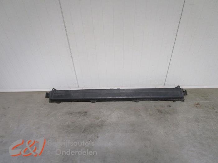 Achterbumper van een Opel Movano