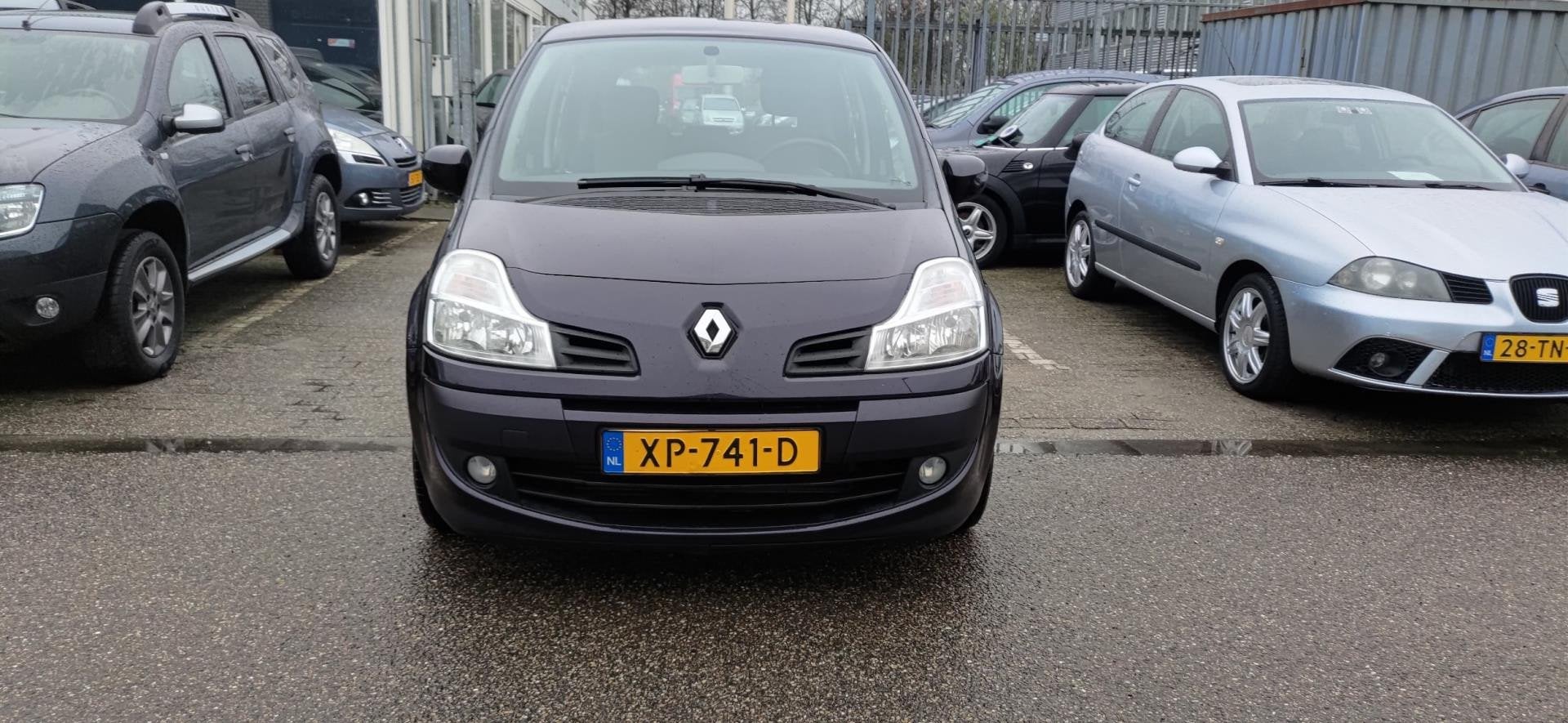 Renault Grand Modus 1.2 TCE Expression, Auto's, Voorwielaandrijving, 101 pk, Gebruikt, Zwart