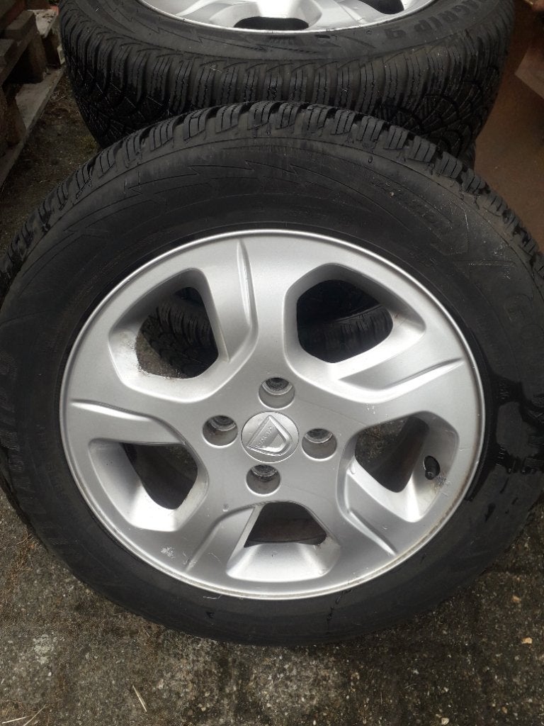 Dacia velgen en banden, Ophalen, Gebruikt, 15 inch, Banden en Velgen