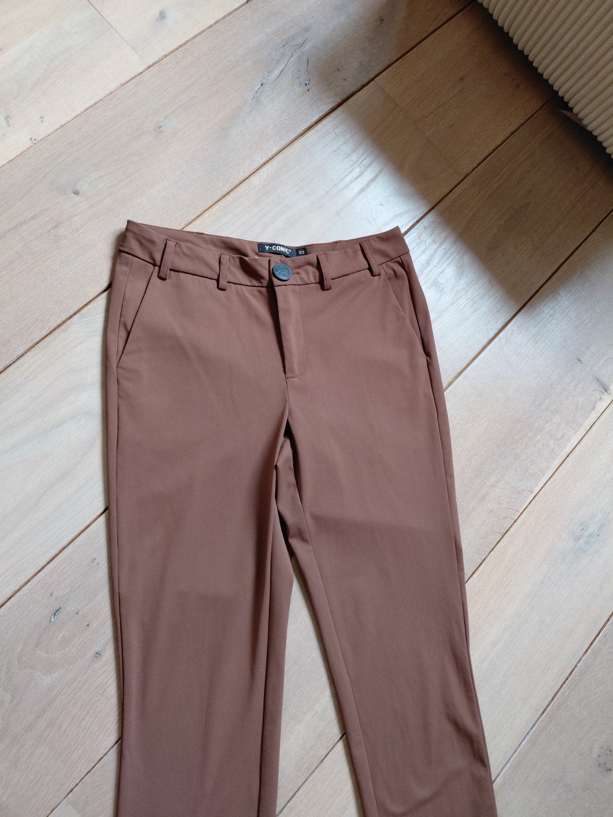 mooie bruine travelstofachtig G Y_ conic ds pantalon mt XS, Kleding | Dames, Bruin, Ophalen of Verzenden, Zo goed als nieuw, Y-CONIC