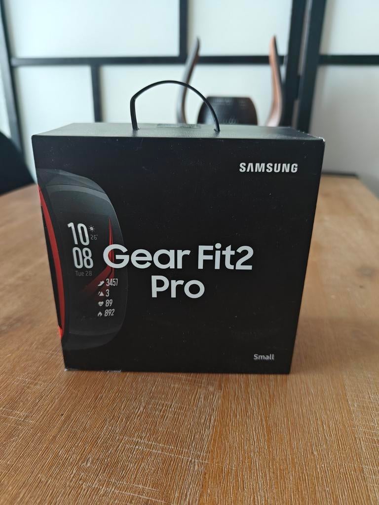 Samsung sport horloge Gear fit2 pro nog nieuw in doos, Ophalen of Verzenden, Nieuw, Zwart, Android