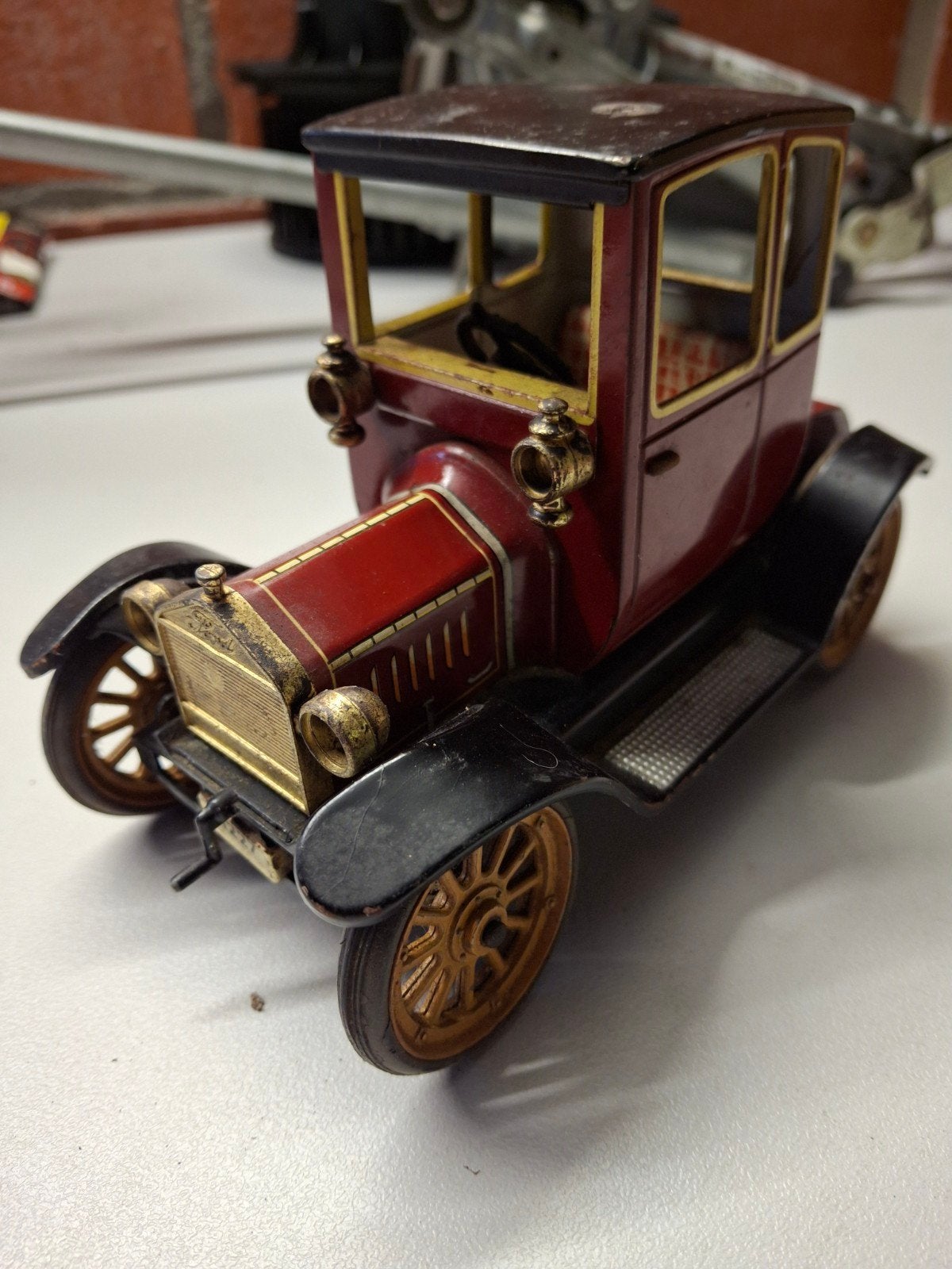 Schuco Ford Coupé 1917 Nr. 1227 met sleutel., Ophalen of Verzenden, Gebruikt