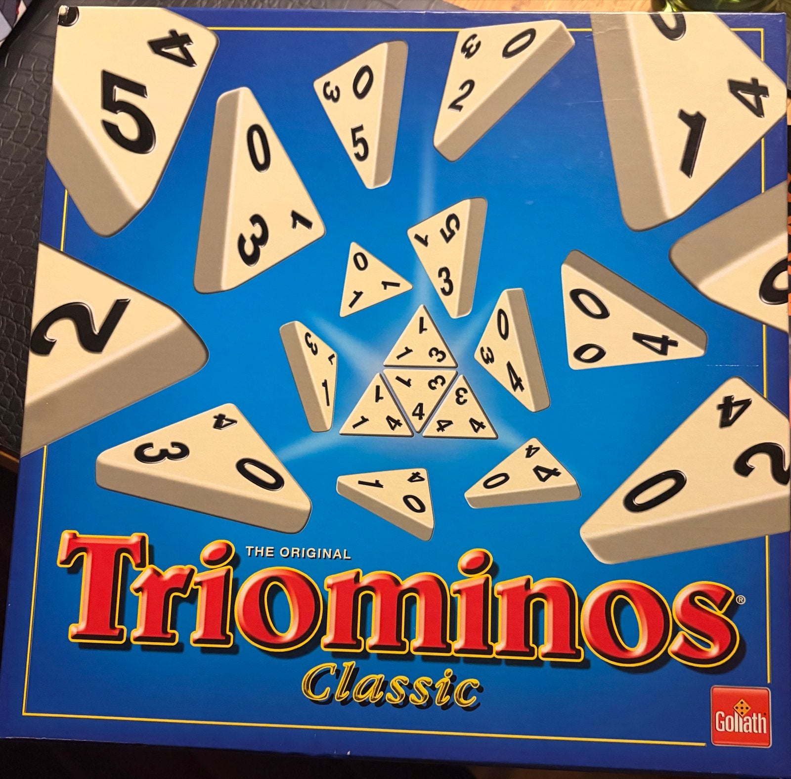 Triominos Classic - Het originele driehoekige dominospel, Drie of vier spelers, Ophalen, Gebruikt