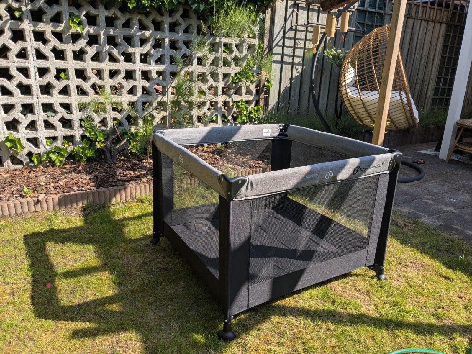 Campingbox Titanium Baby met verhoogbare optie, Kinderen en Baby's, Babywiegjes en Ledikanten, Ophalen, Reisbedje