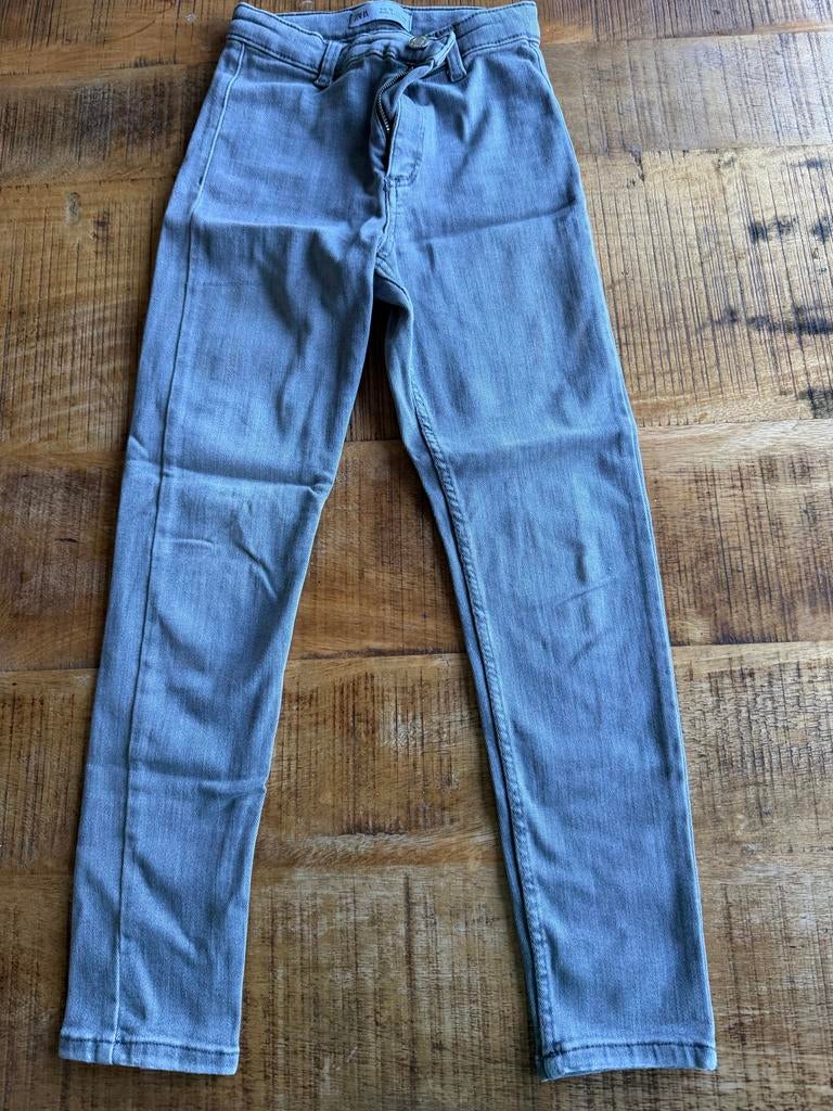 Grijze jeans - Zo goed als nieuw, Ophalen of Verzenden, Zo goed als nieuw, Meisje, Broek