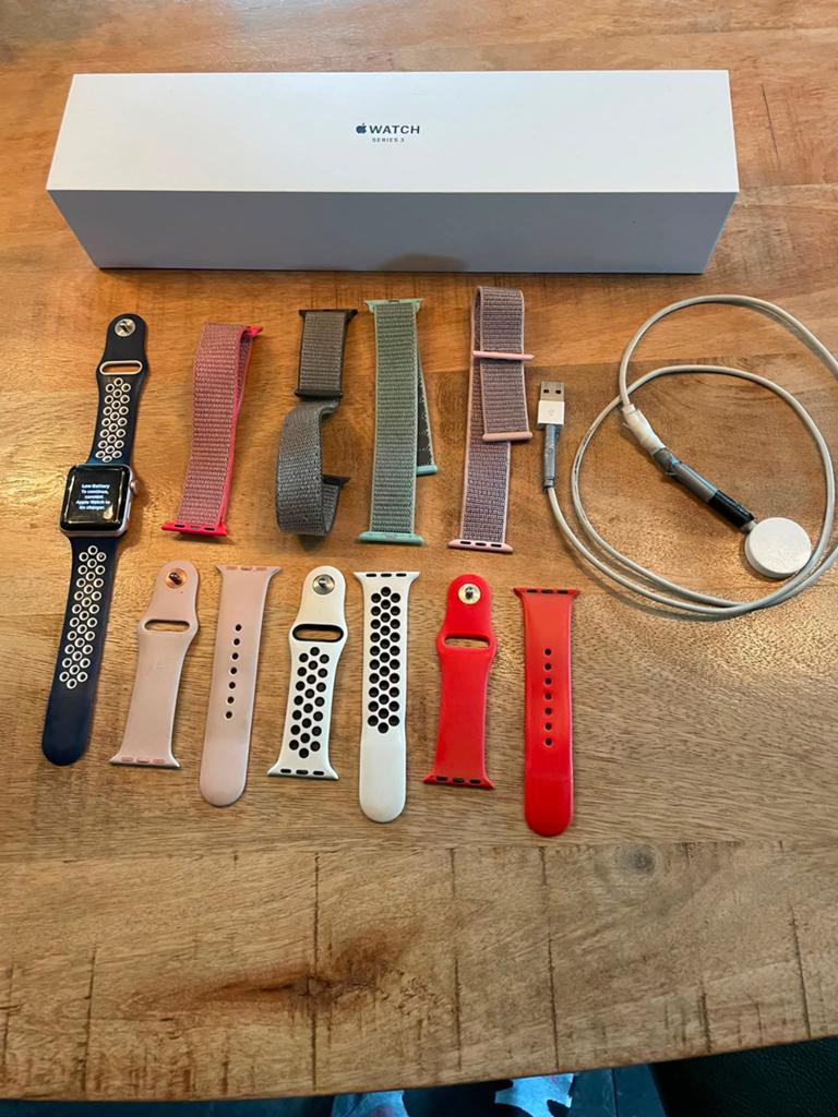 Apple Watch horloge bandjes, Ophalen of Verzenden, Gebruikt, Zwart, IOS