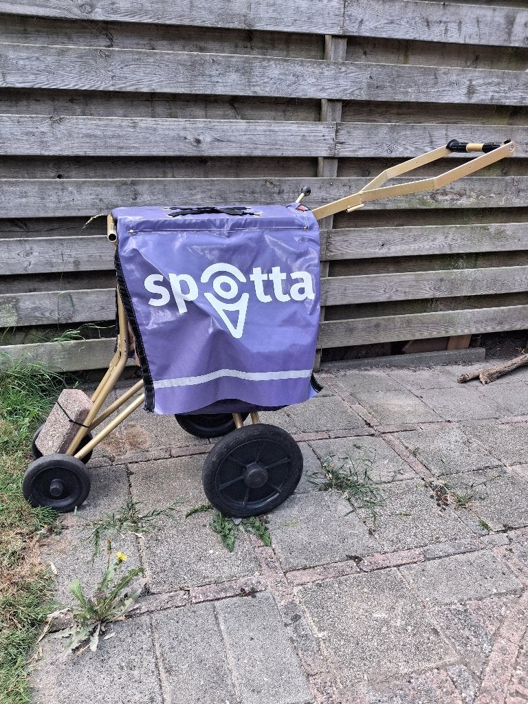 Folderkar / Krantenkar, Ophalen, Gebruikt
