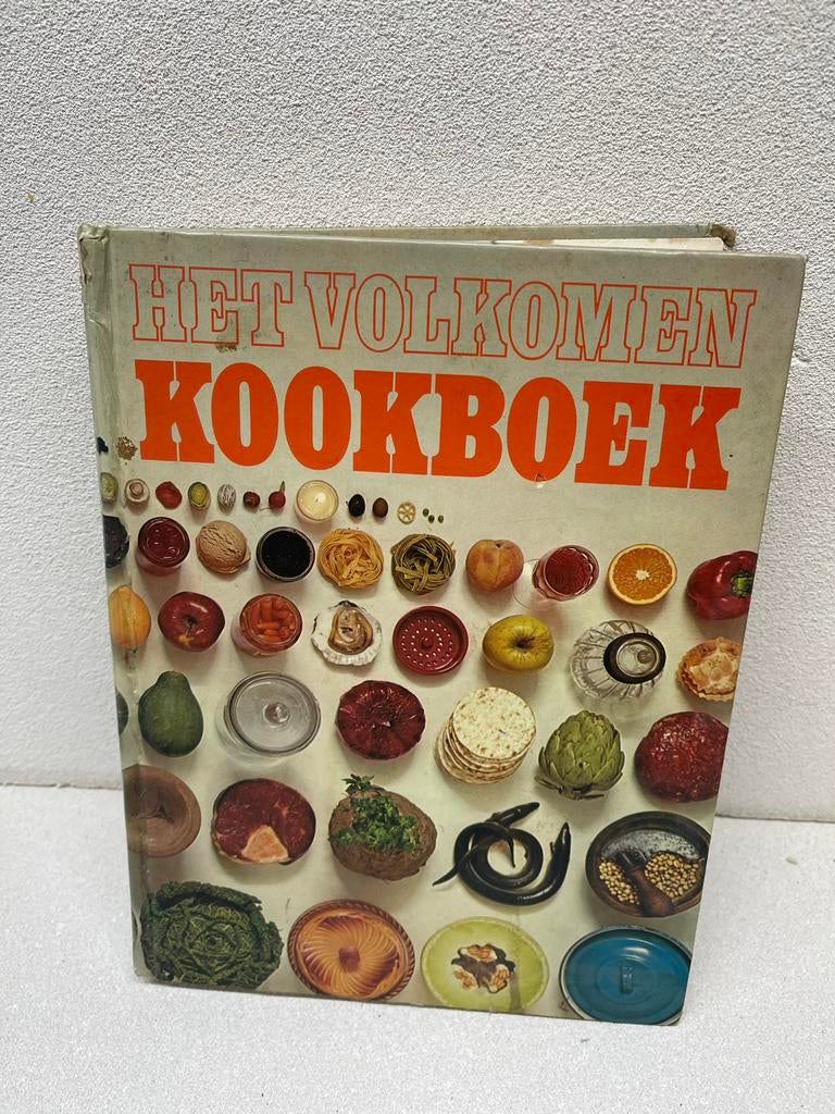 Het volkomen kookboek - Albert Heijn Supermarkt - 1976, Boeken, Hoofdgerechten, Ophalen of Verzenden, Zo goed als nieuw, Nederland en België