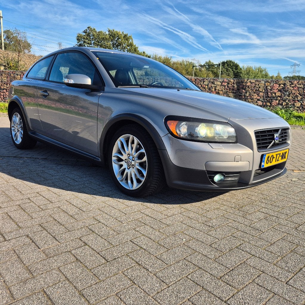 Volvo C30 2.4 Summum 2007 automaat, Zwart, 700 kg, 4 stoelen, 2435 cc