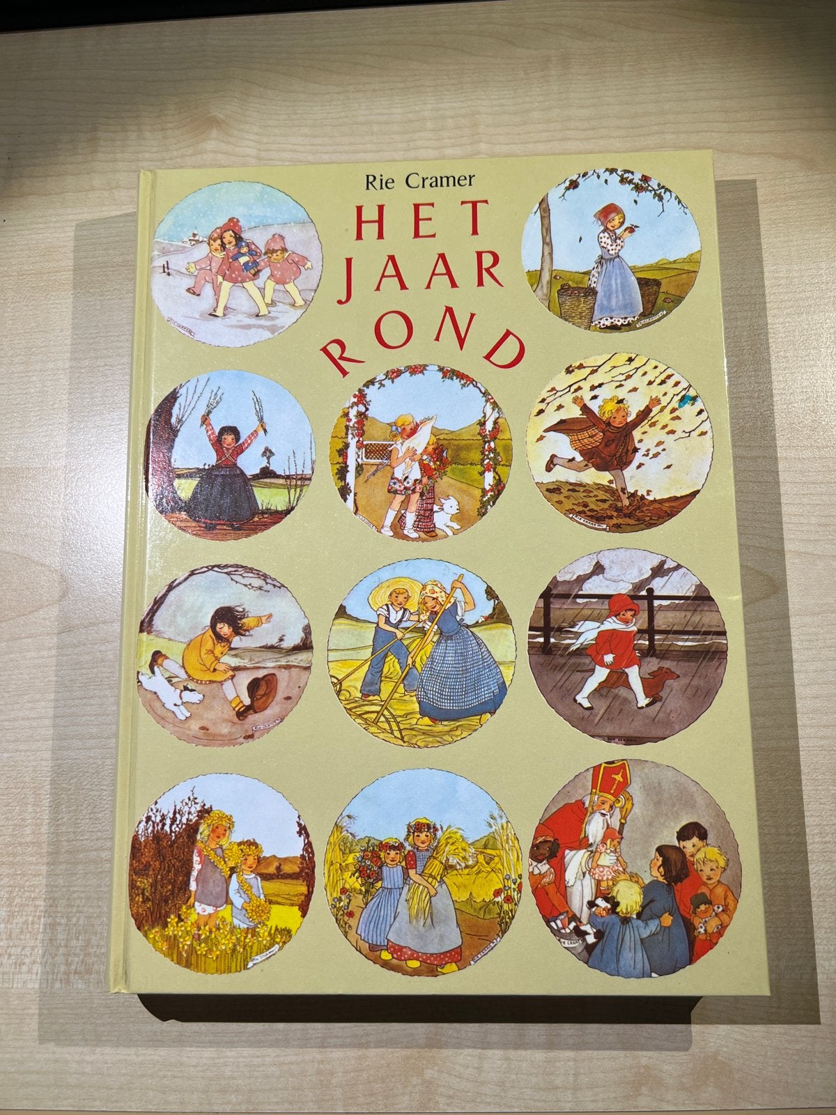 Het Jaar Rond - Rie Cramer (Kinderboek), Ophalen, Nieuw, Sprookjes