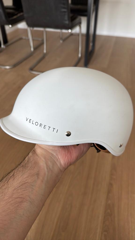 Veloretti helmet for kids, Fietsen en Brommers, Fietsaccessoires | Fietshelmen, Ophalen, XS