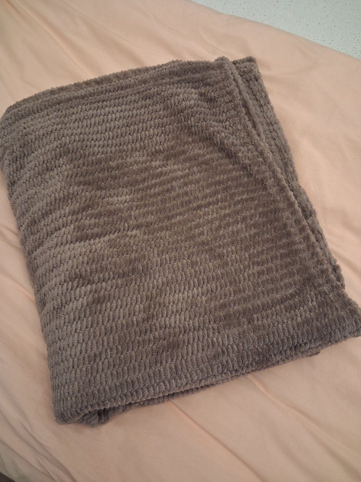 Fleece deken, plaid, bruin, heel zacht, Polyester, zgan, Fleecedeken, Ophalen of Verzenden, Zo goed als nieuw, Polyester