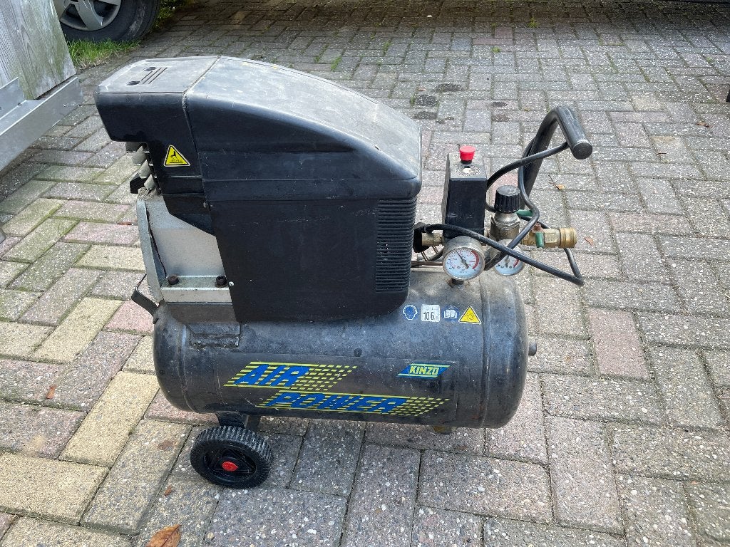 Kinzo compressor, Ophalen, Gebruikt, 6 tot 10 bar, Minder dan 200 liter/min